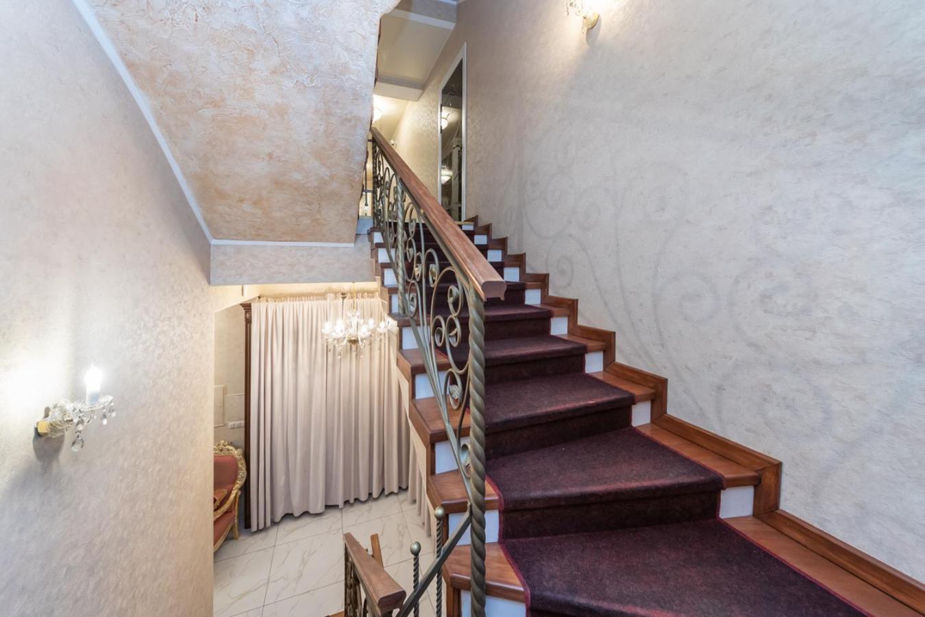 Viktoriya Family 2 Country Complex Guest House Kiev Bagian luar foto